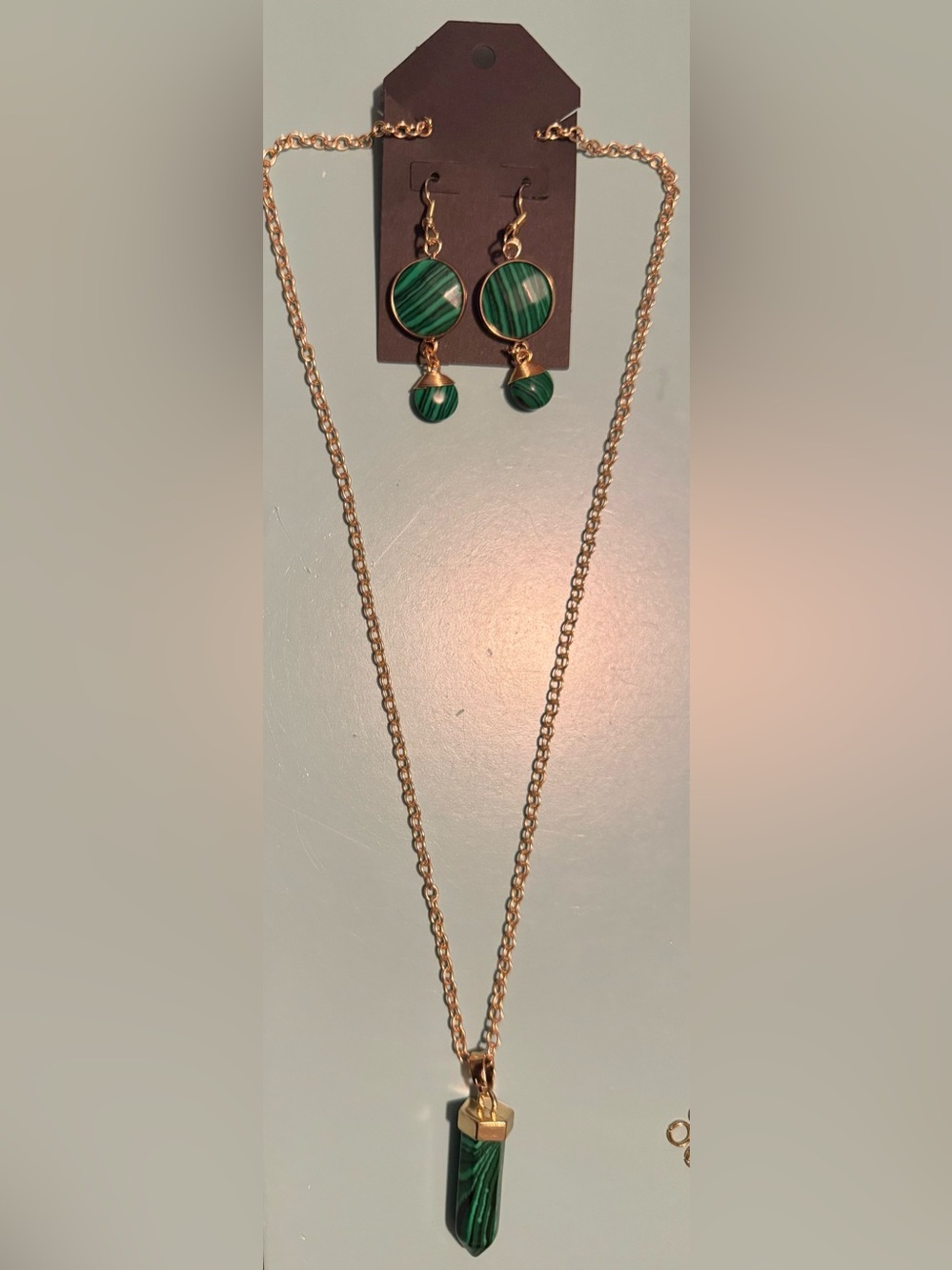 Gold-Tone Necklace with Green Malachite Pendant & Matching Drop Earrings Set